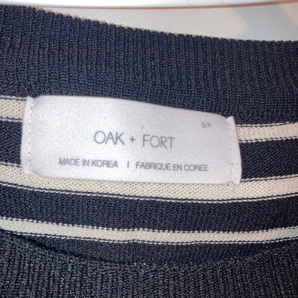 #155 Women's Oak and Fort Black and White Striped Top, Size Small - Picture 3 of 4